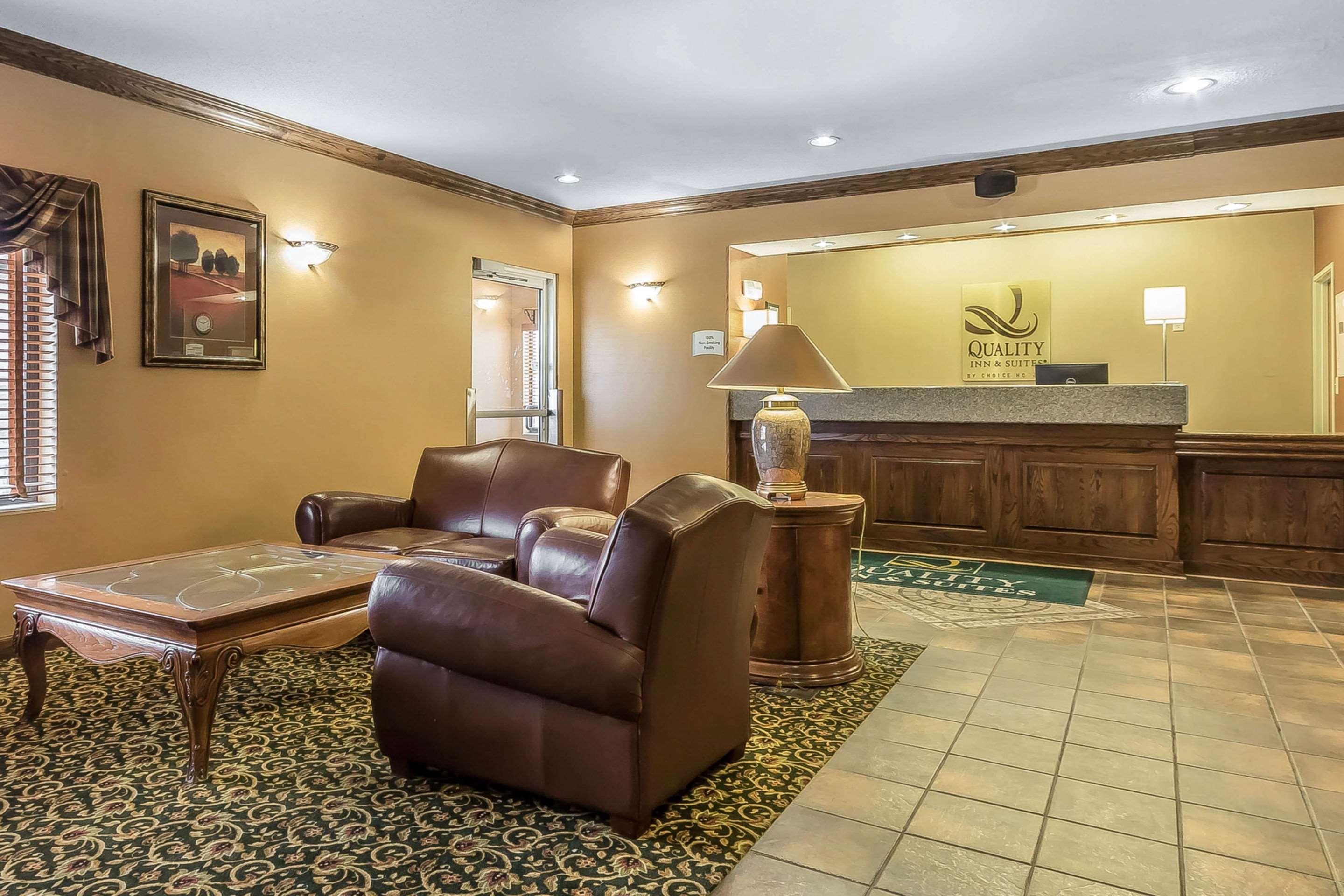 Hotel Comfort Inn & Suites 3*