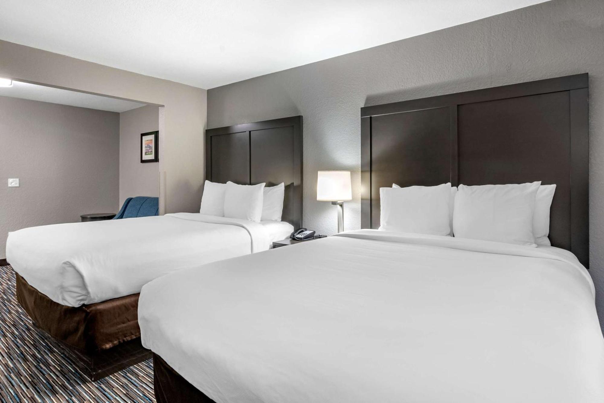 Comfort Inn & Suites 3* Emporia